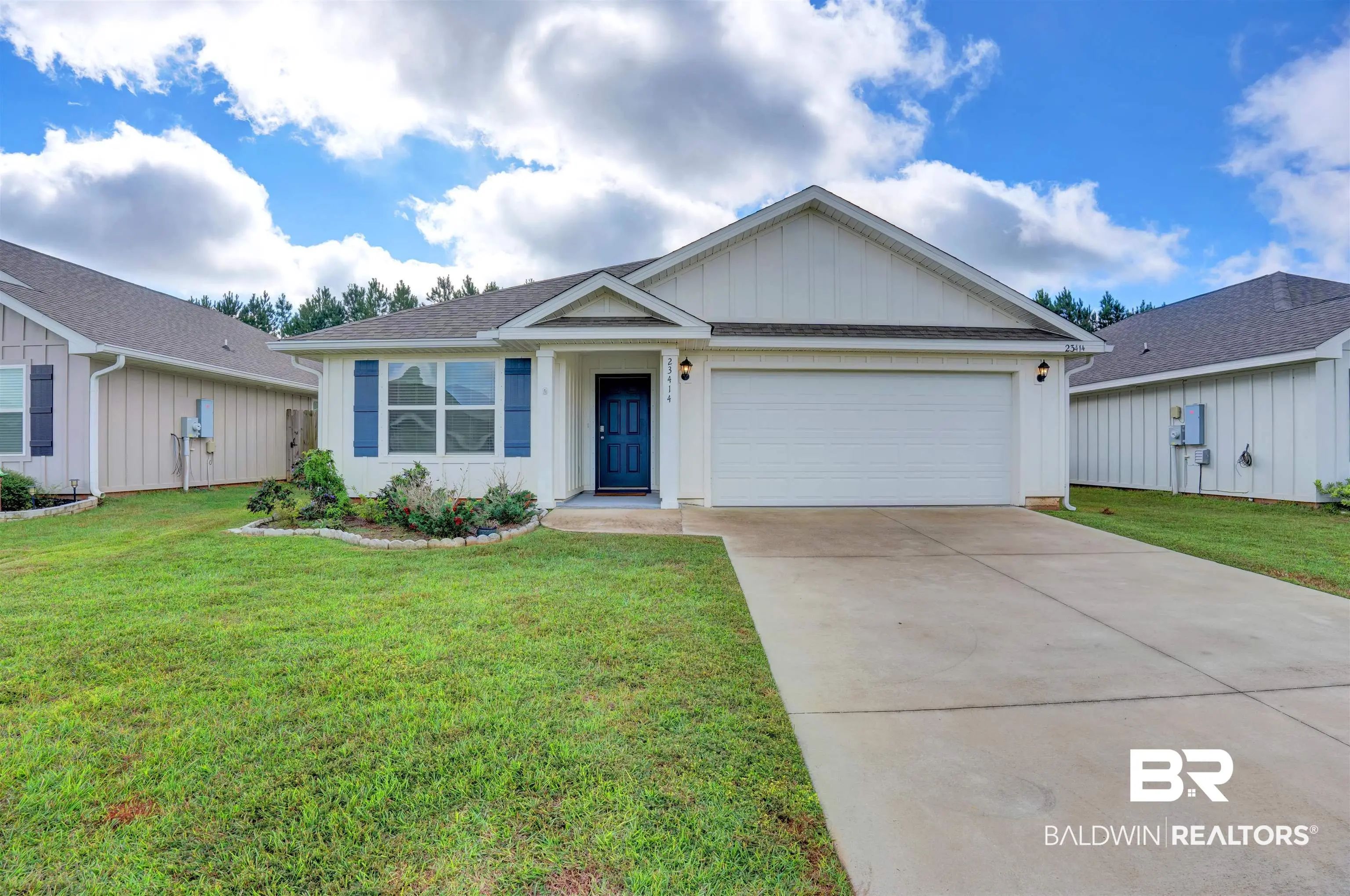 Photo of Listing #396210