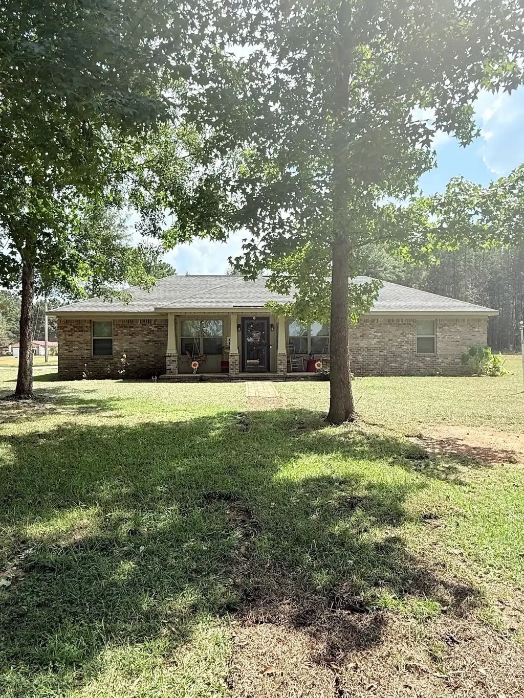 683 Adrian Ave, Monroeville