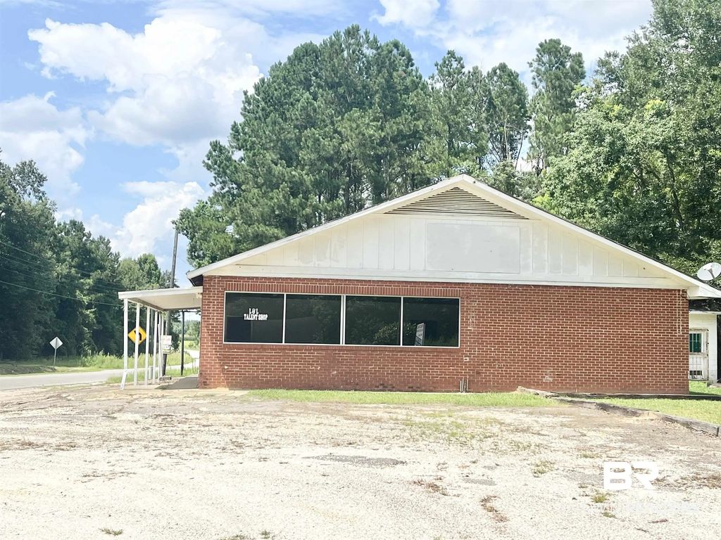 3186 Jack Springs Road, Atmore