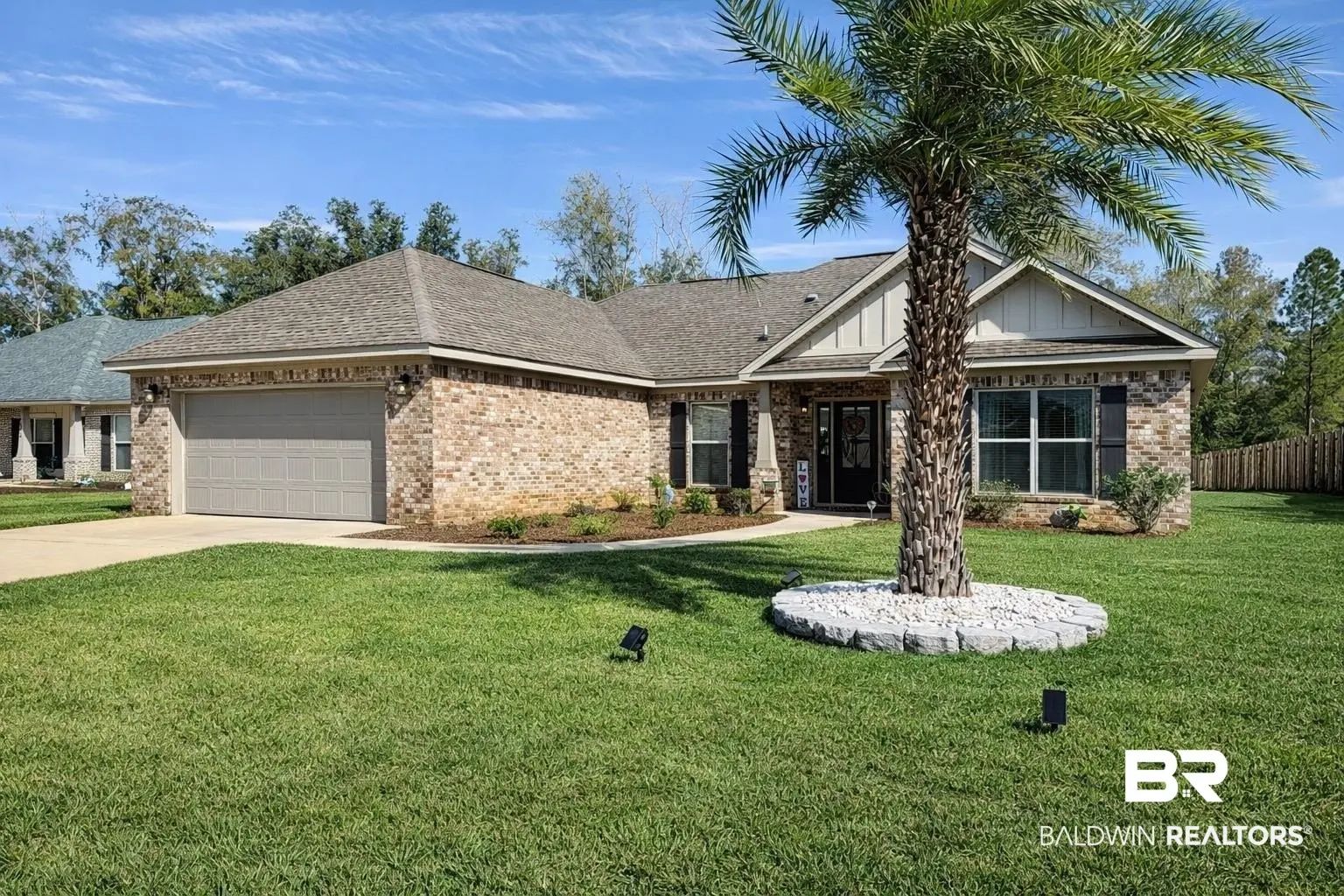 Photo of Listing #390891