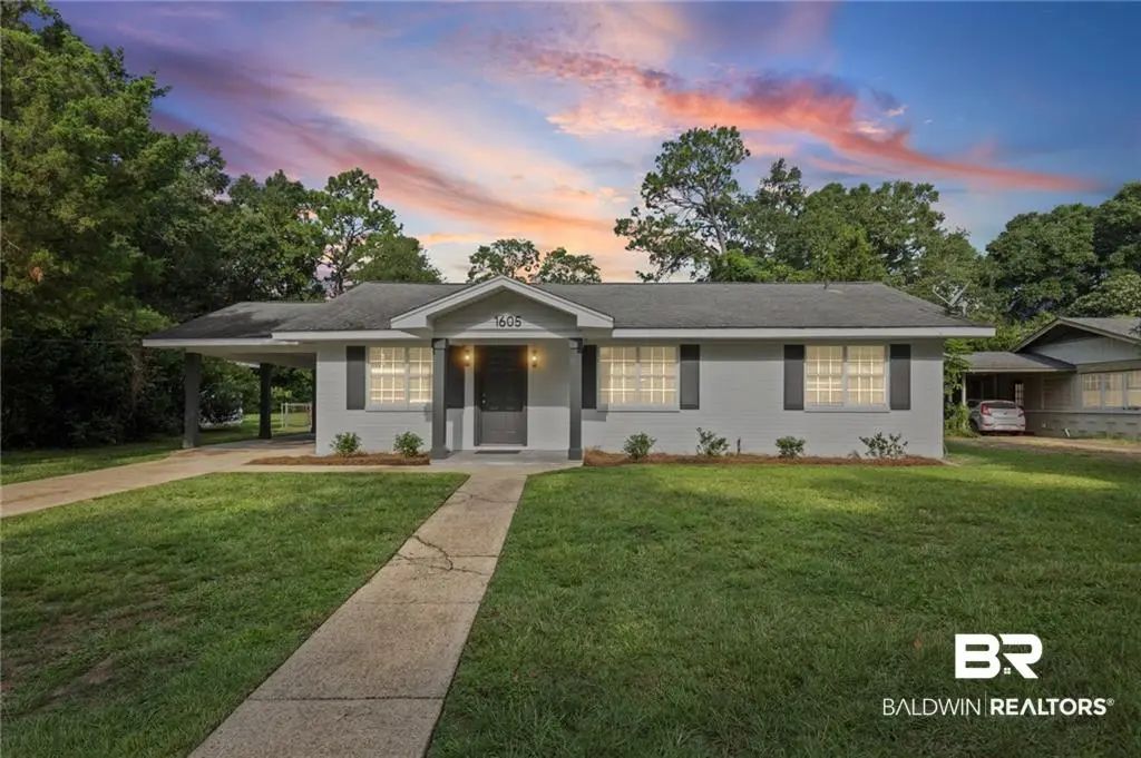 1605 Woodley Rd, Mobile