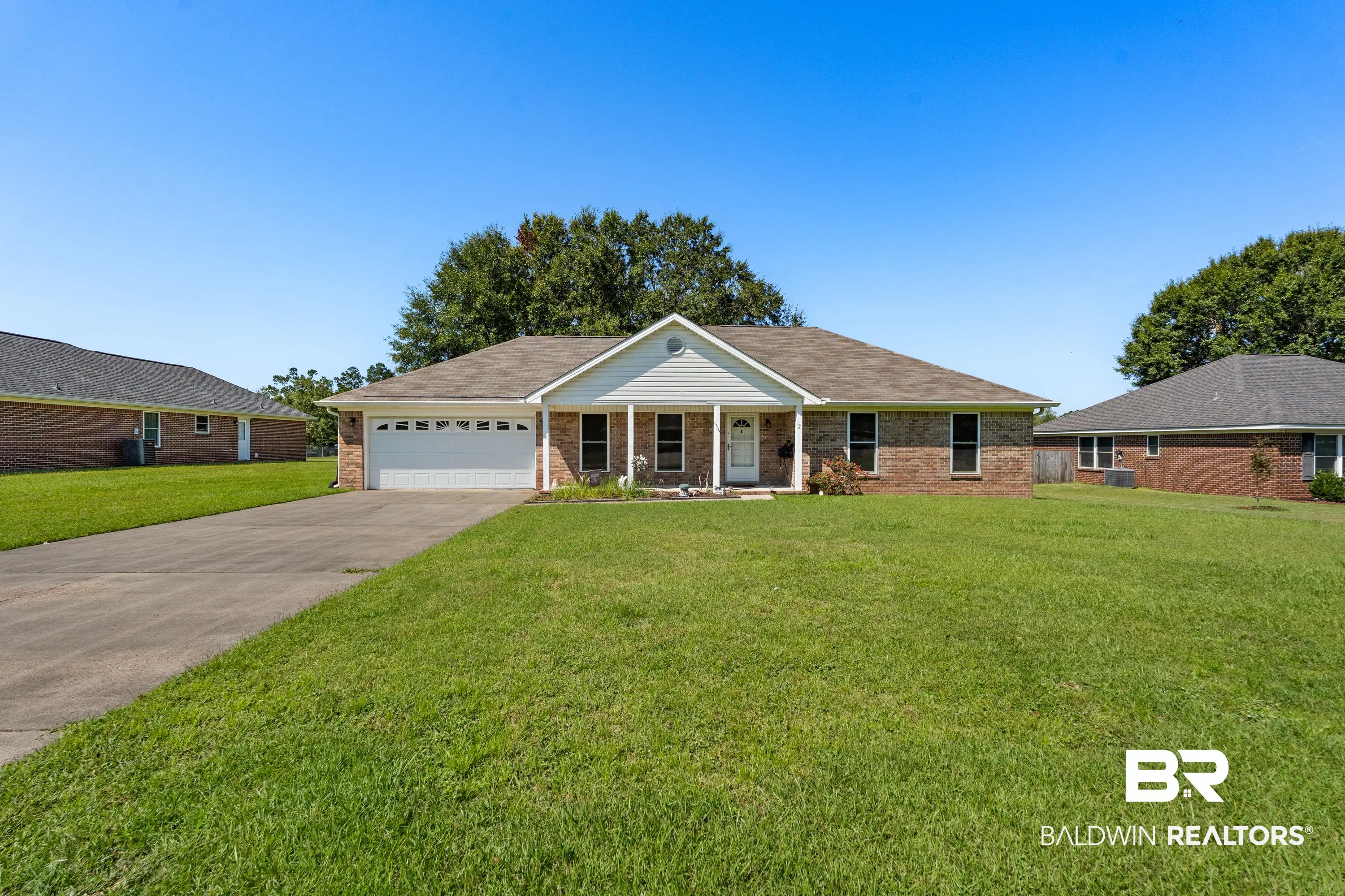Photo of Listing #411032