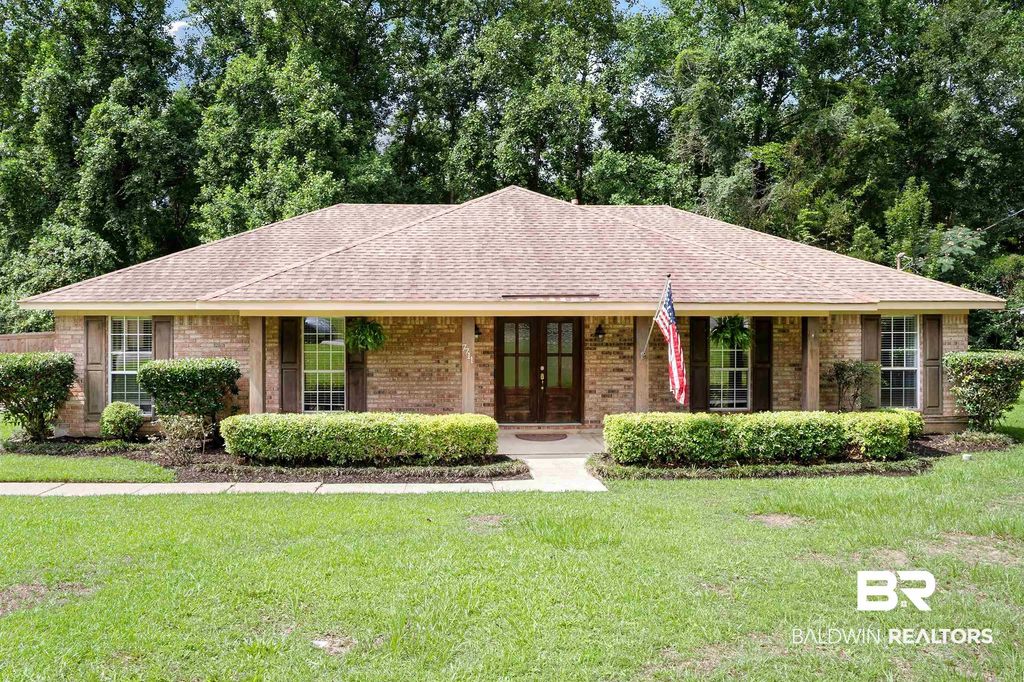 7711 Creekwood Drive, Mobile