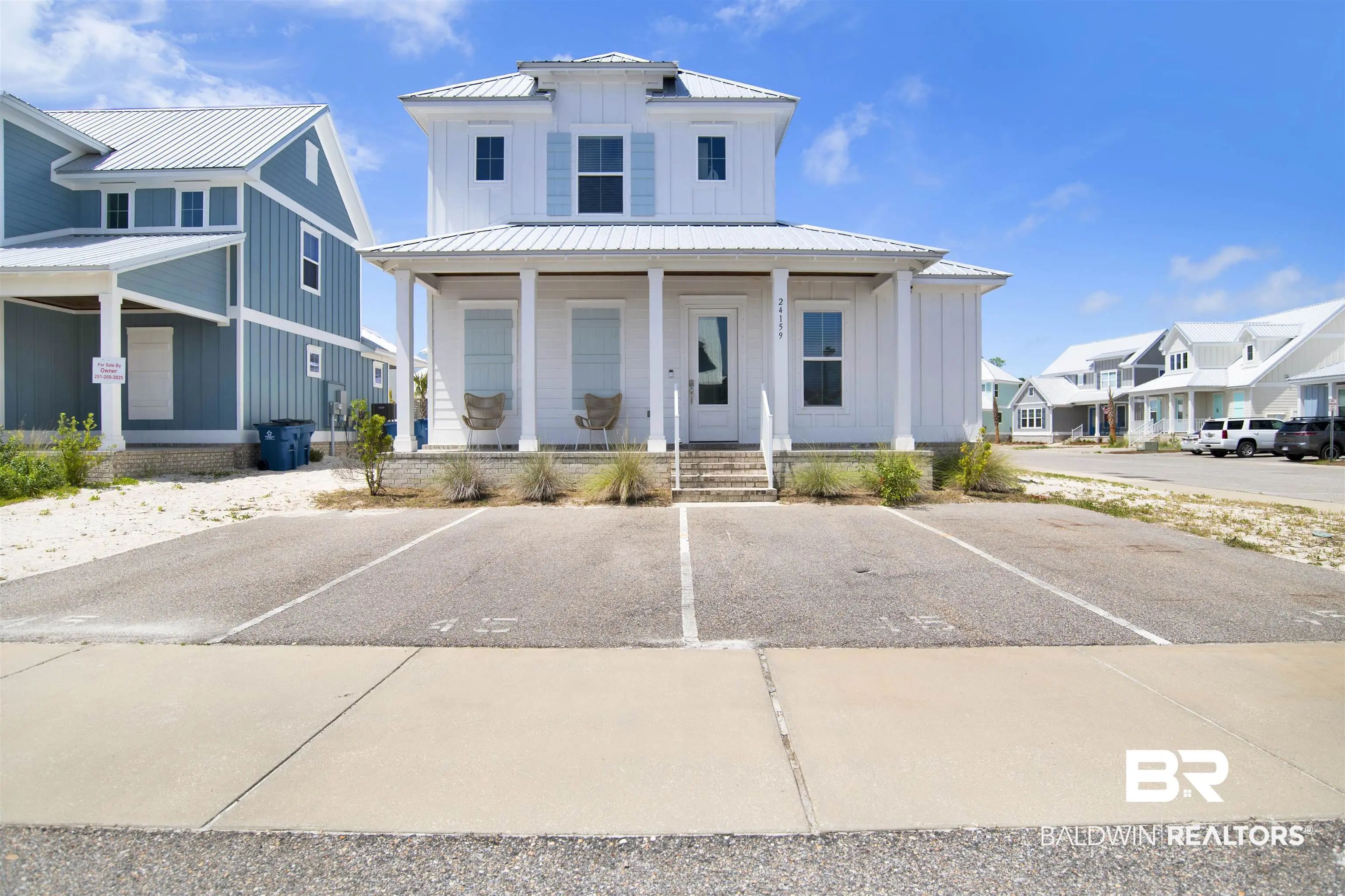 Photo of Listing #397637