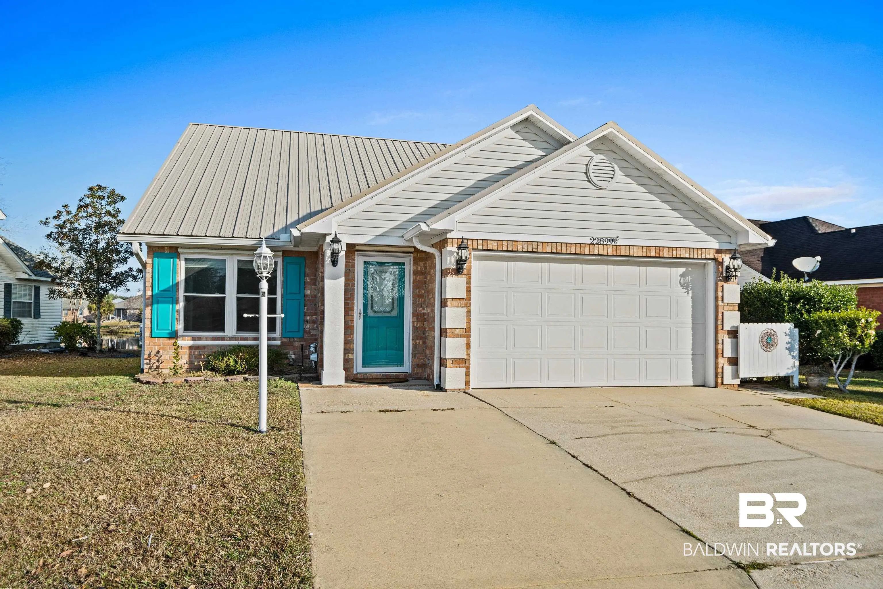 Photo of Listing #389521