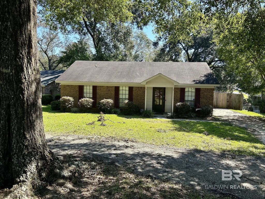 5185 Fairland Drive, Mobile