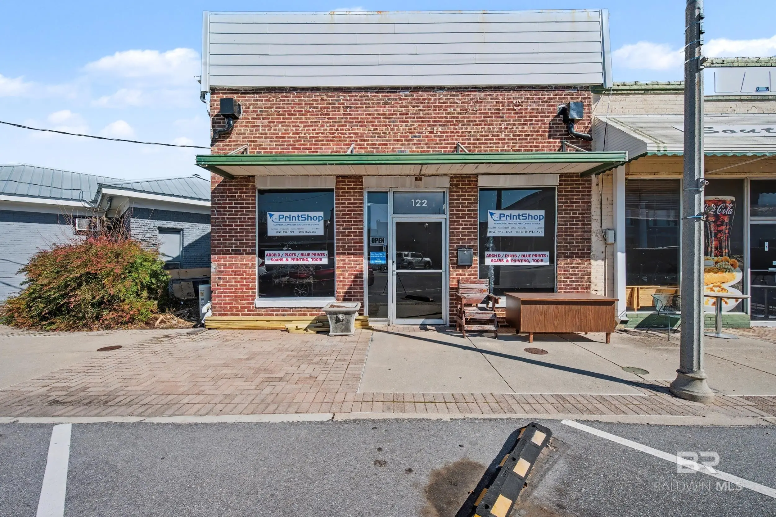 Photo of Listing #391017