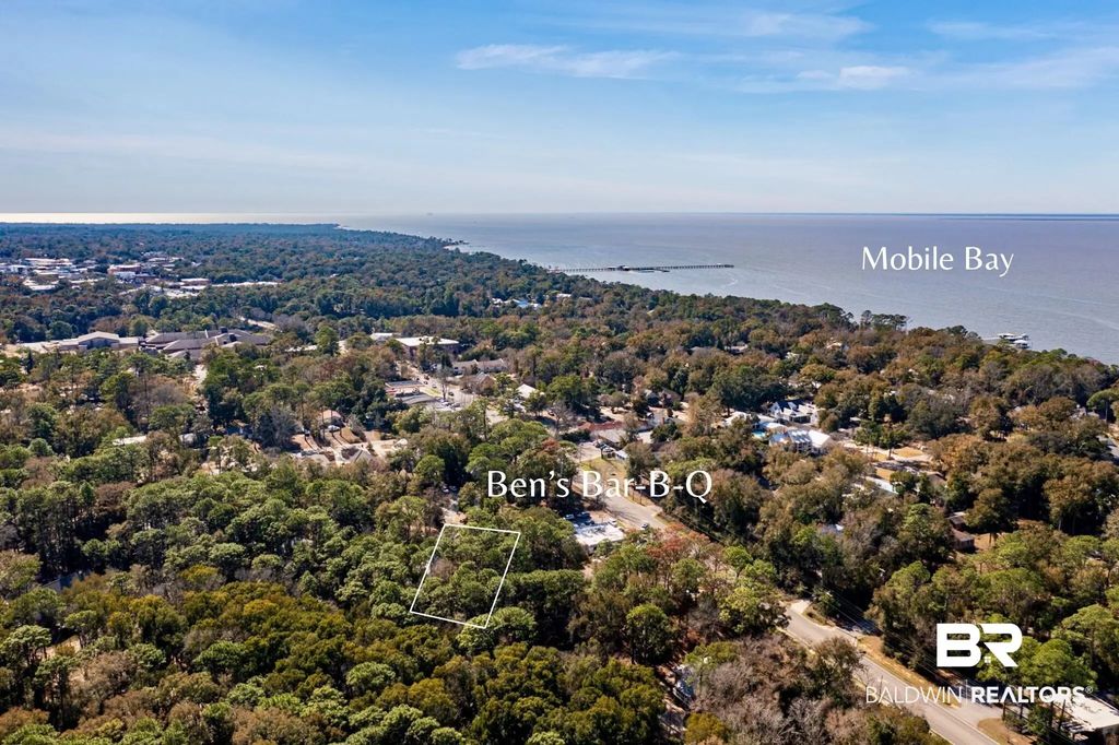 Pensacola Avenue, Fairhope