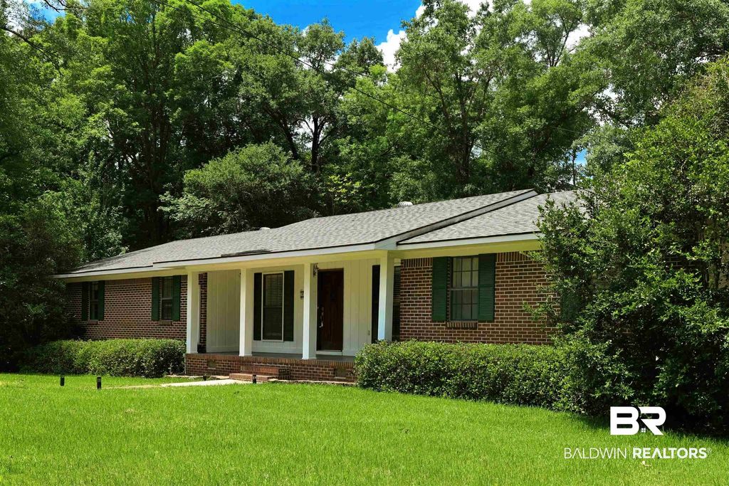 826 Windsorwood Drive, Thomasville