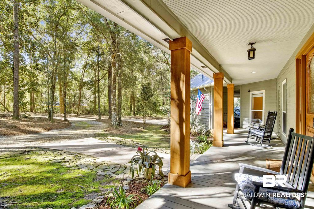 15 Woods Avenue, Fairhope