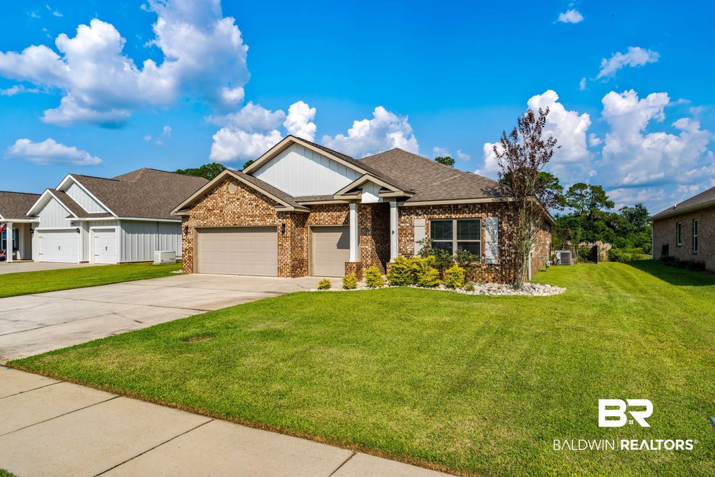 24658 Smarty Jones Circle, Daphne