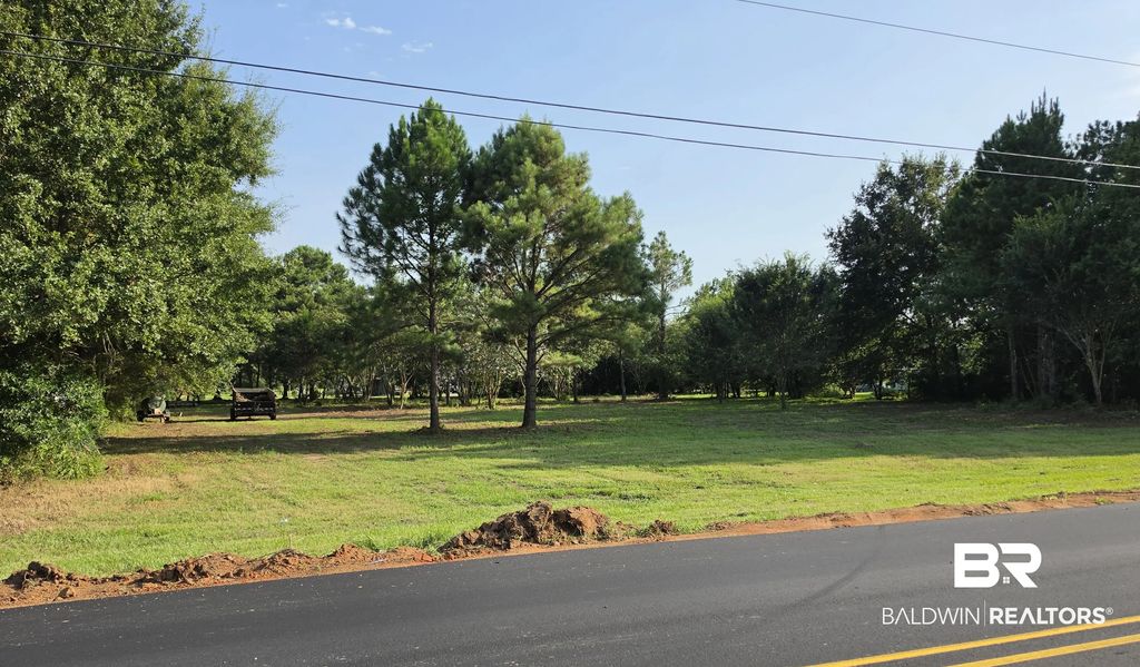 9566 Milton Jones Rd, Daphne