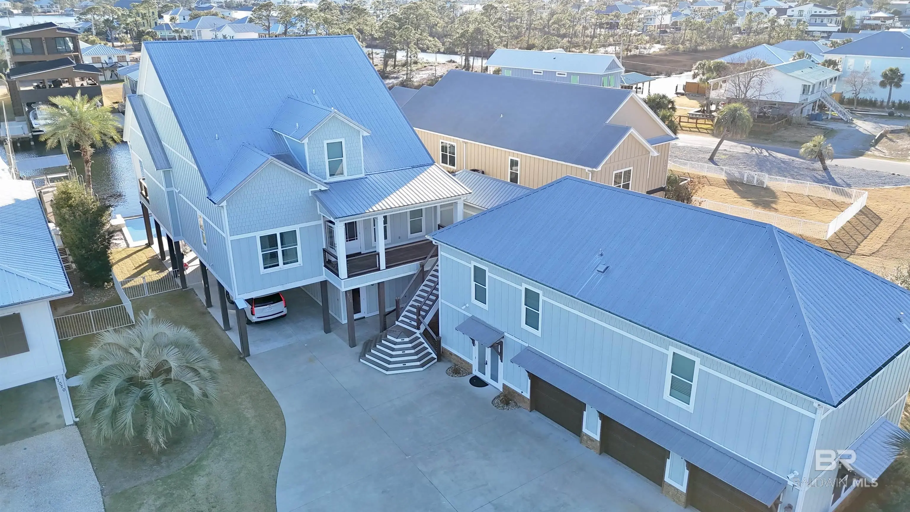 Photo of Listing #391476