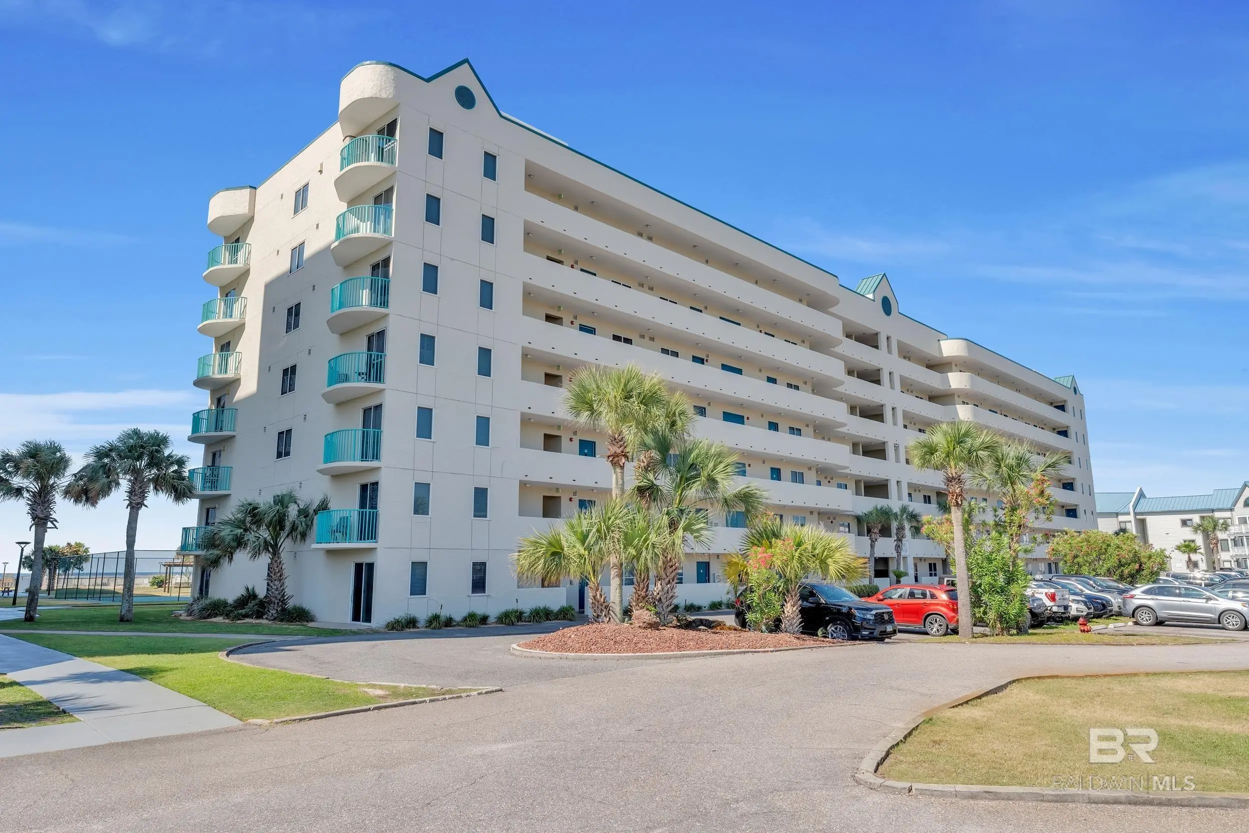 Photo of Listing #370151