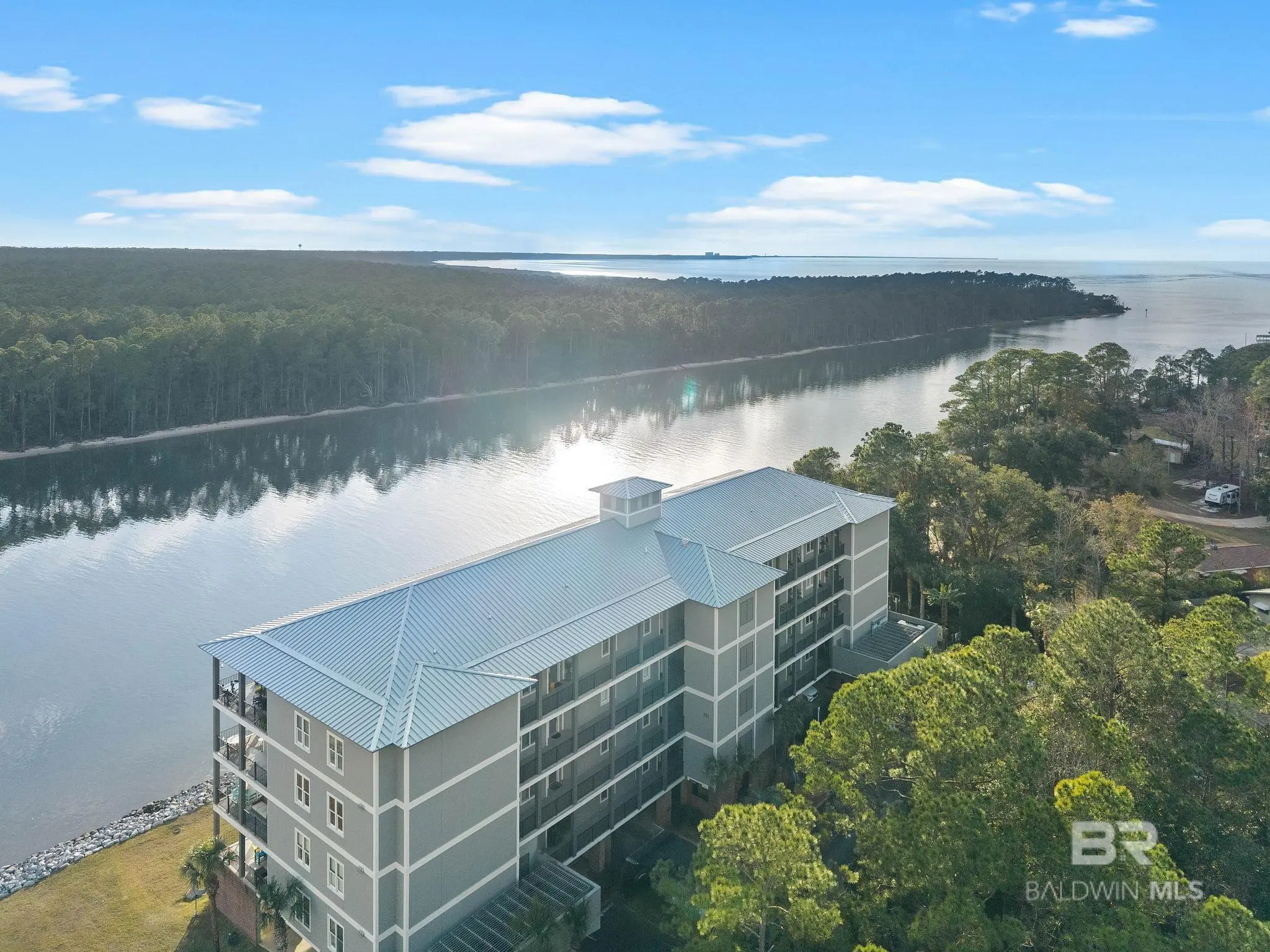 Photo of Listing #390784