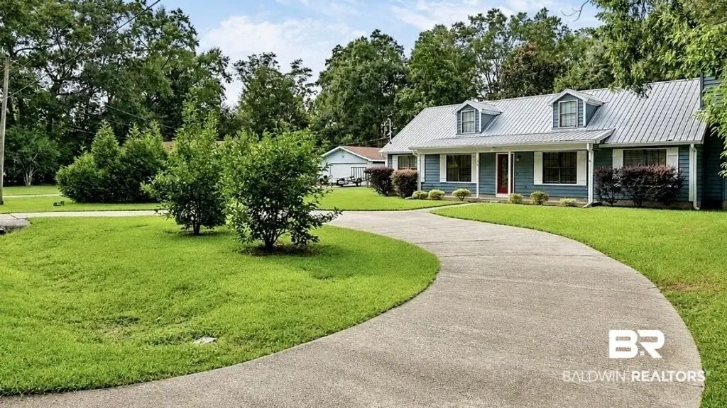 404 W Pedigo Ave, Foley