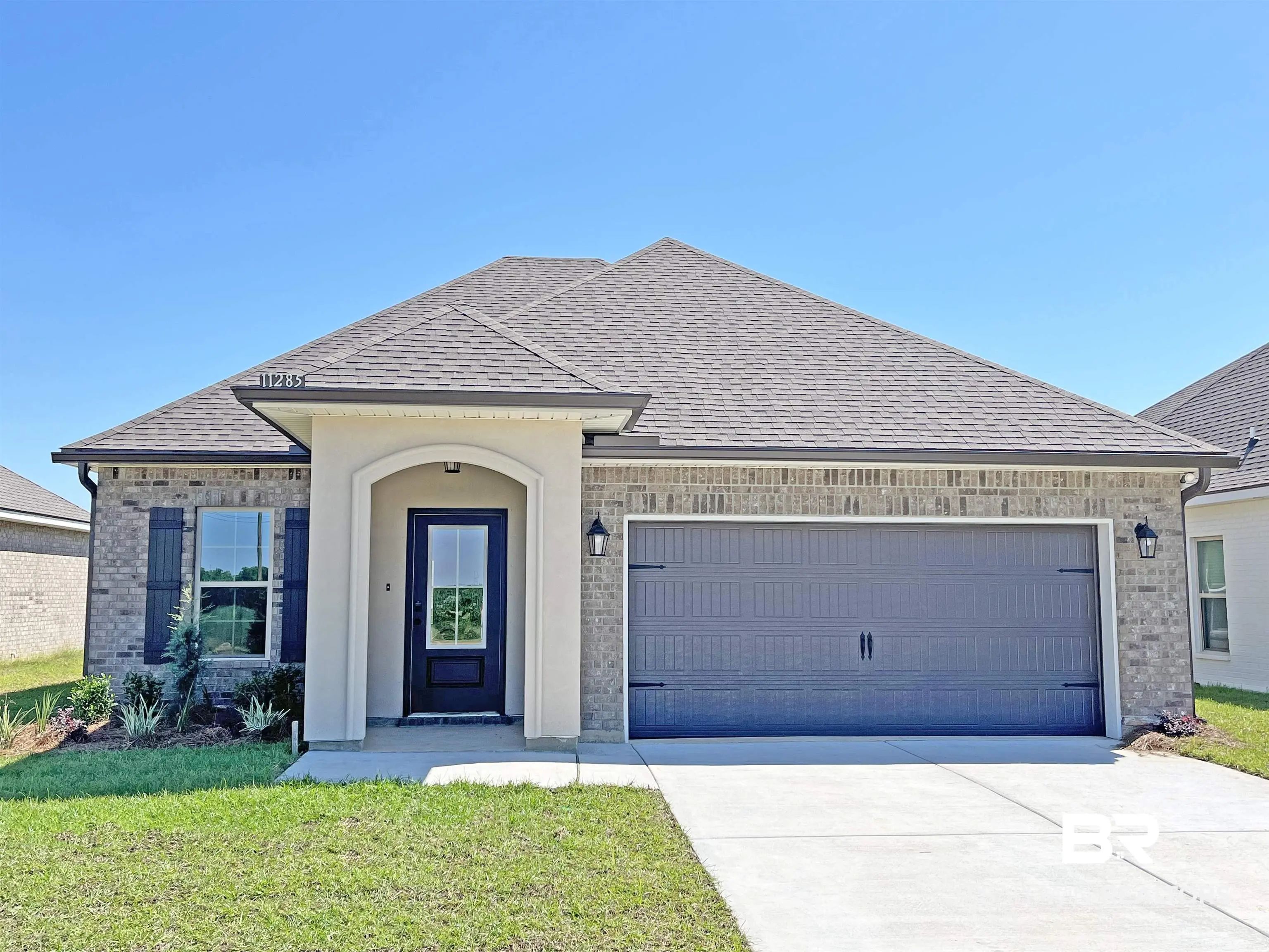 Photo of Listing #391307