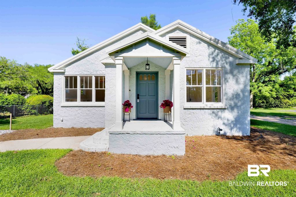 309 S Section Street, Fairhope