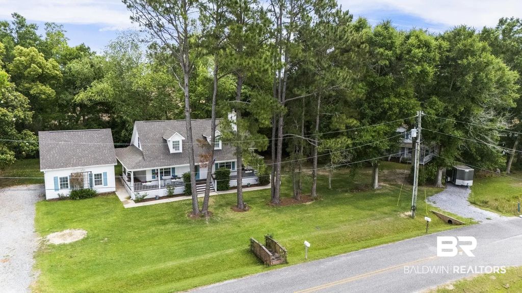 205 Se Second Street, Summerdale