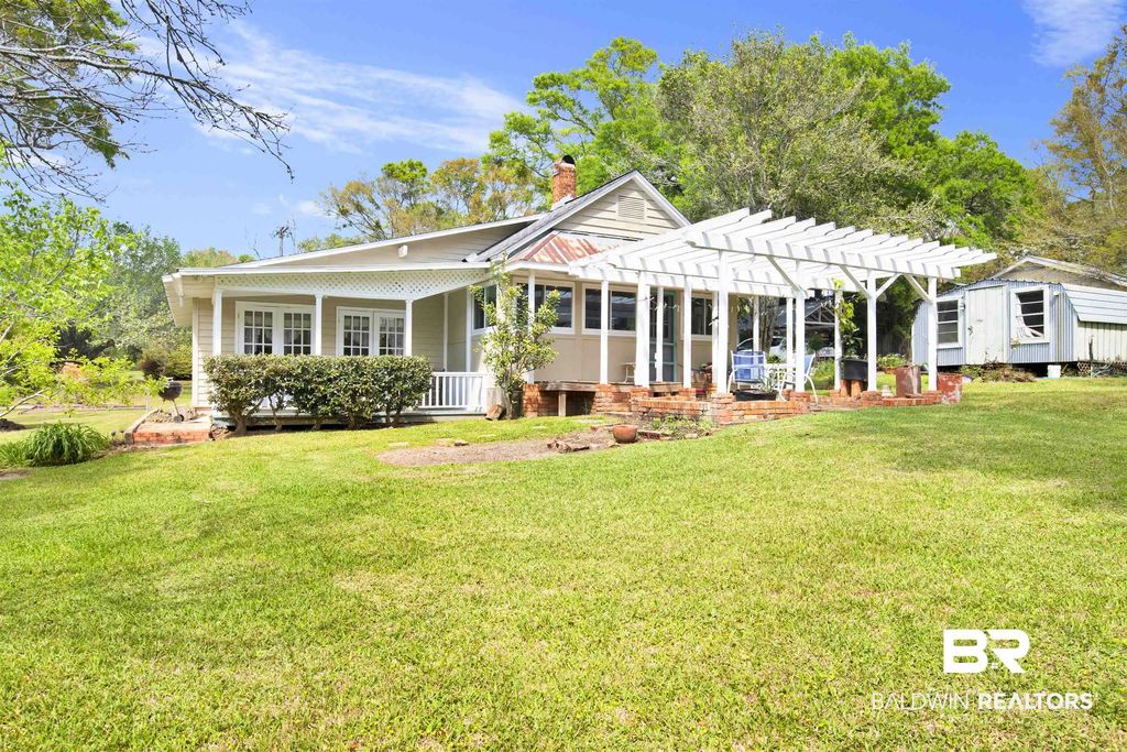 662 Fairhope Avenue, Fairhope