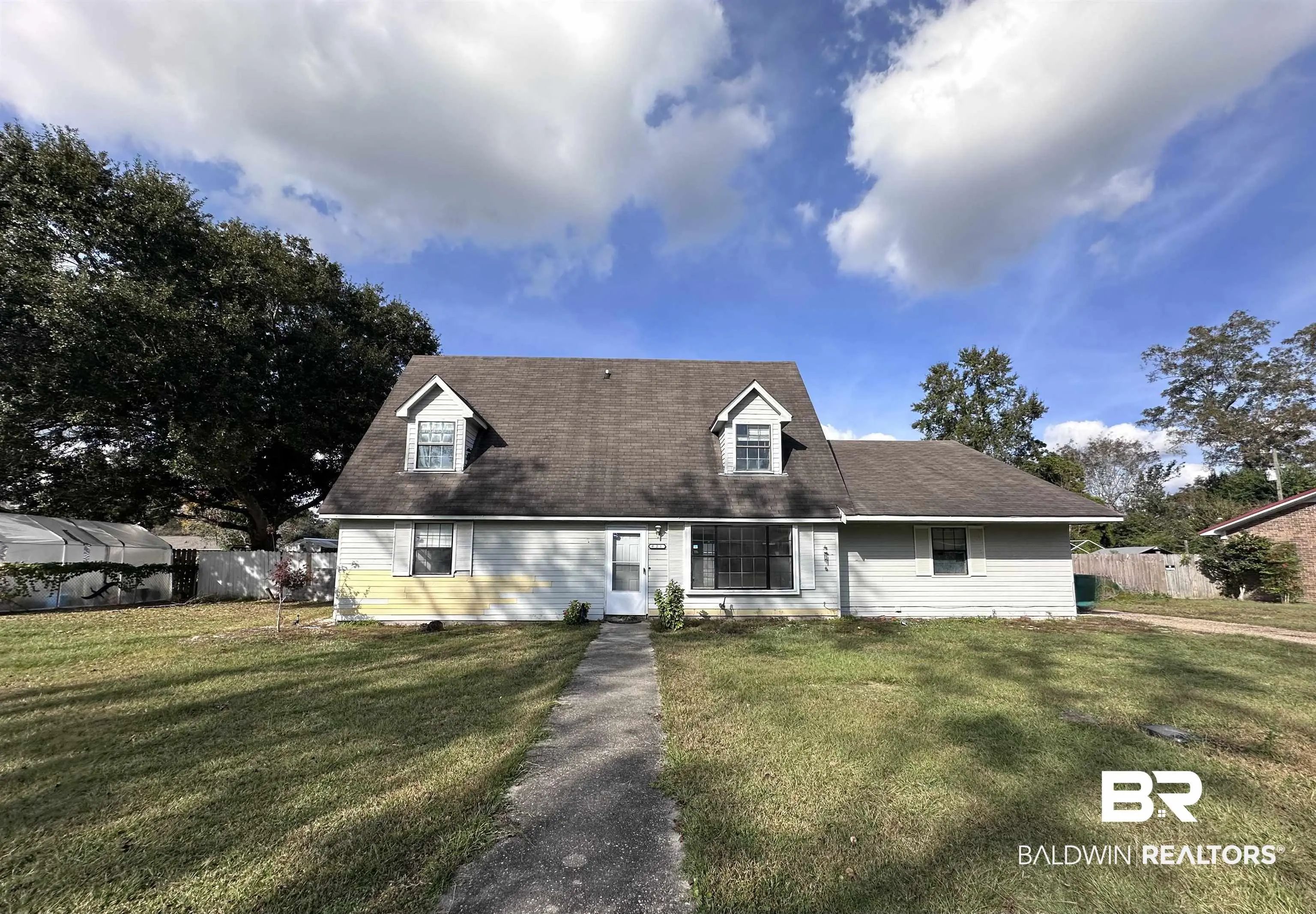 Photo of Listing #388302