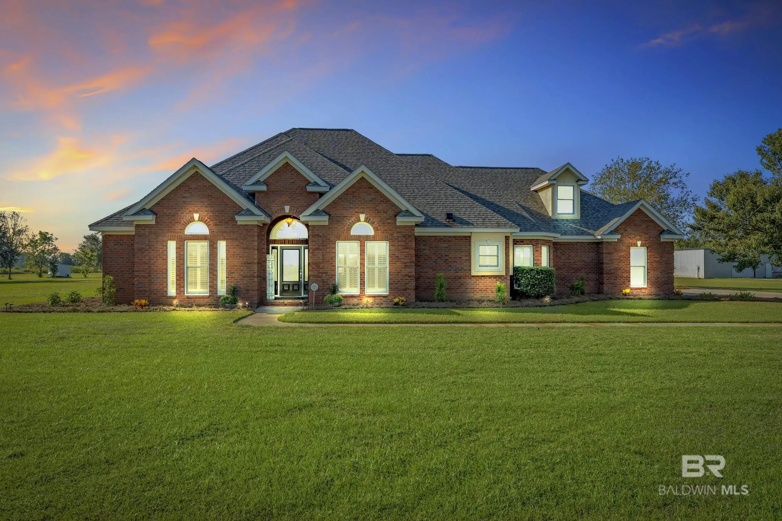 Photo of Listing #386985