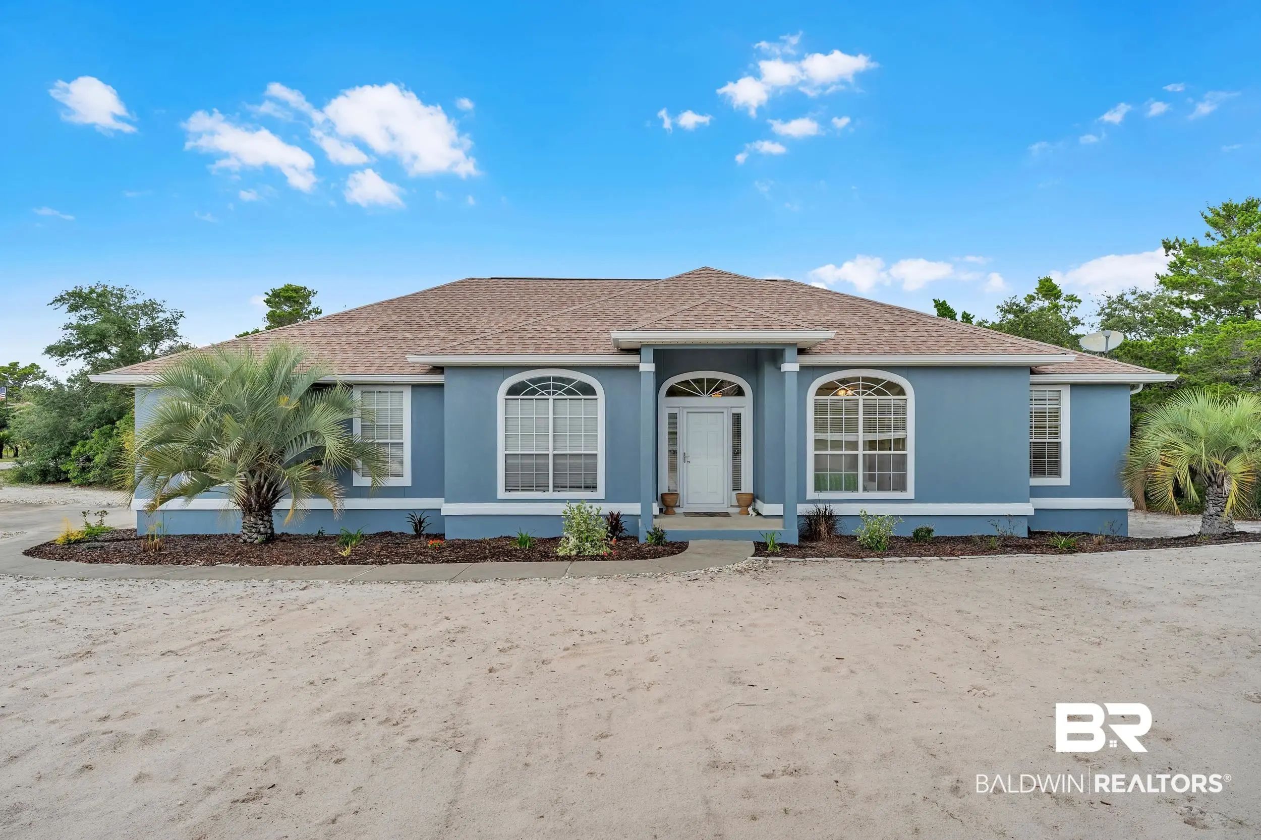 Photo of Listing #380650