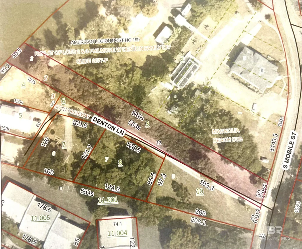 S Mobile Street, Fairhope