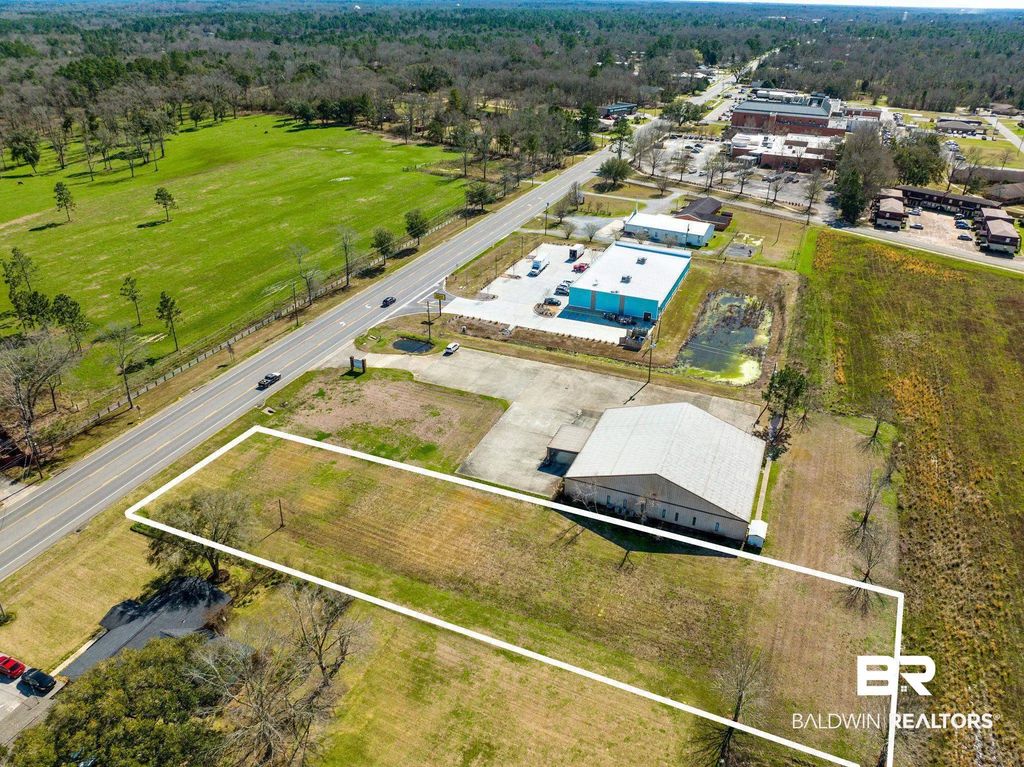 Hand Avenue, Bay Minette