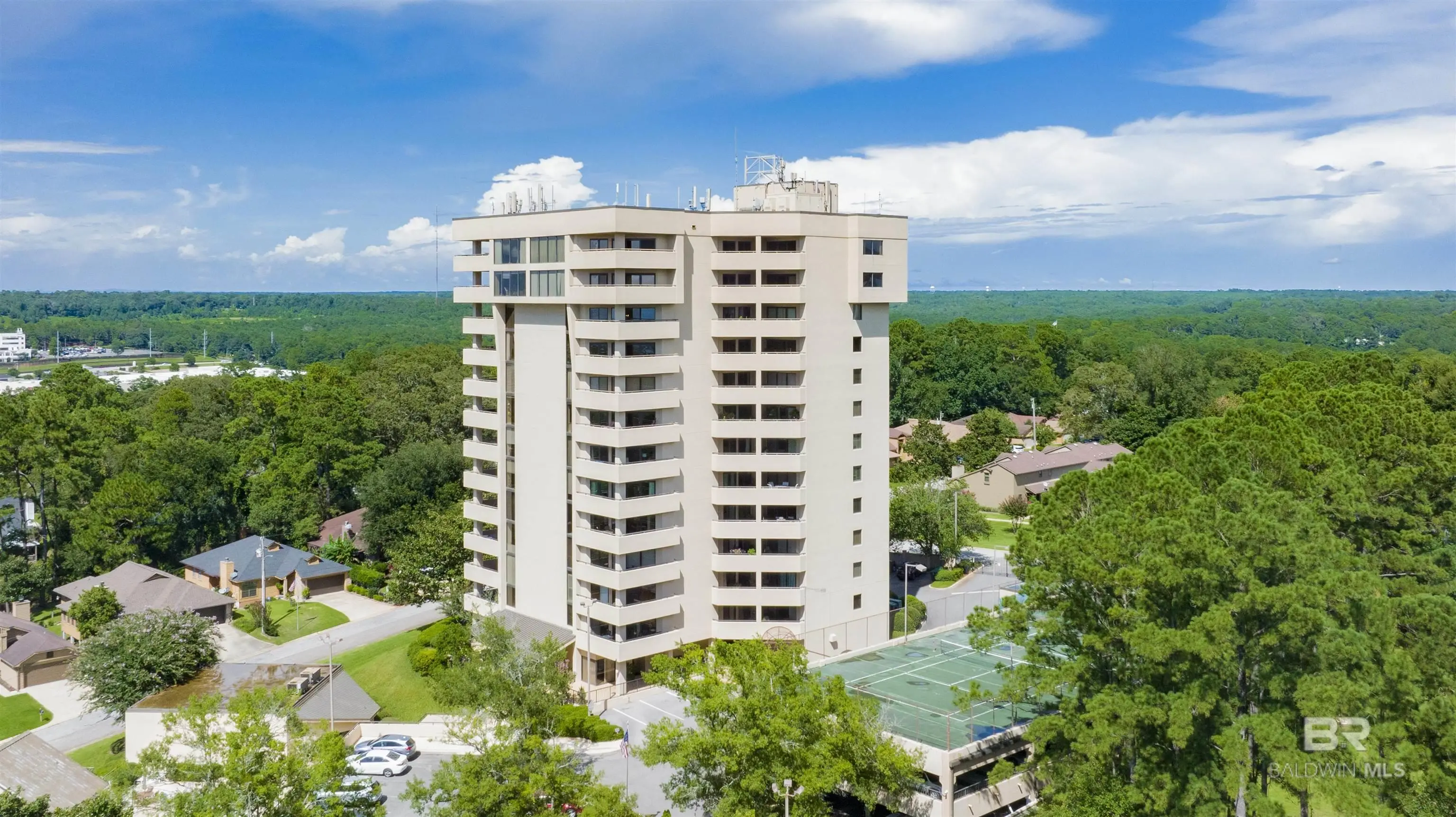 Photo of Listing #390353