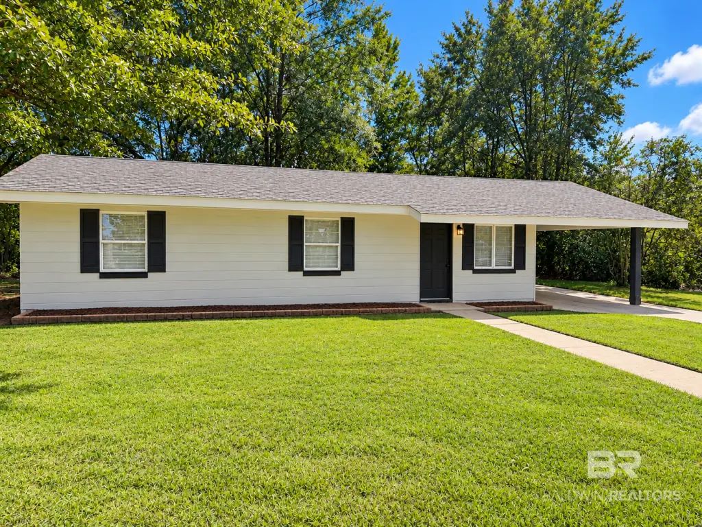 203 Earl St, Brewton
