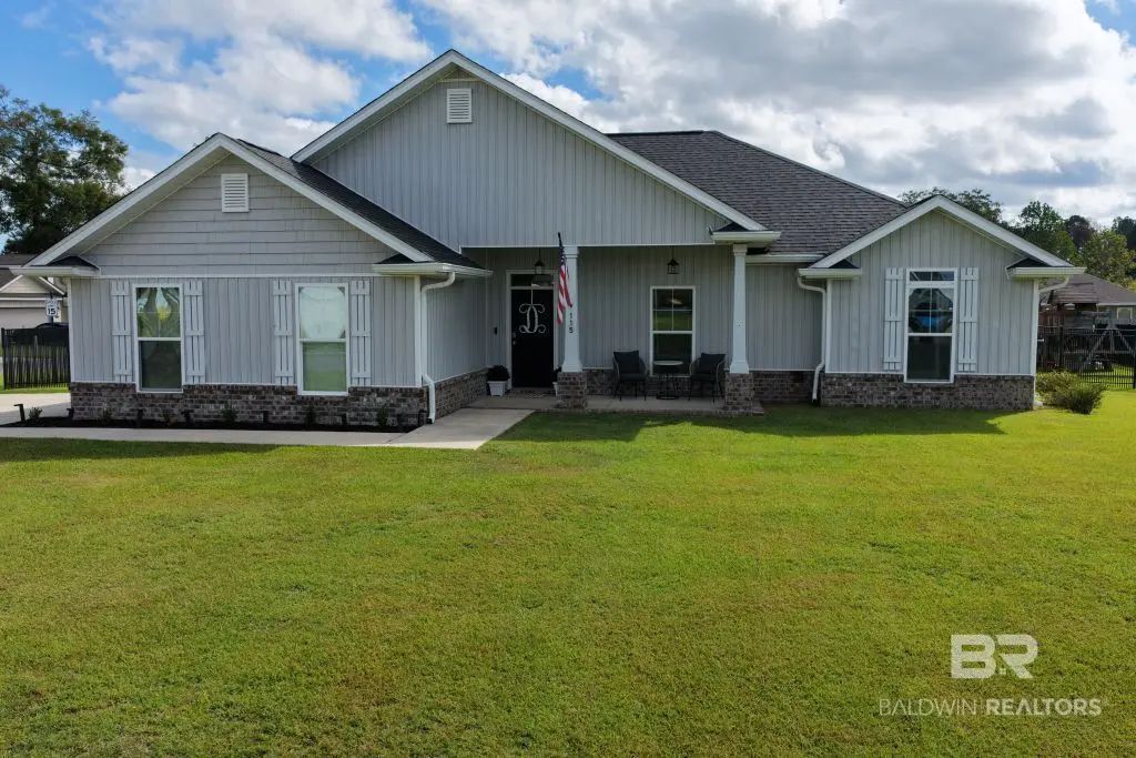 115 Saint Stephens Court, Atmore
