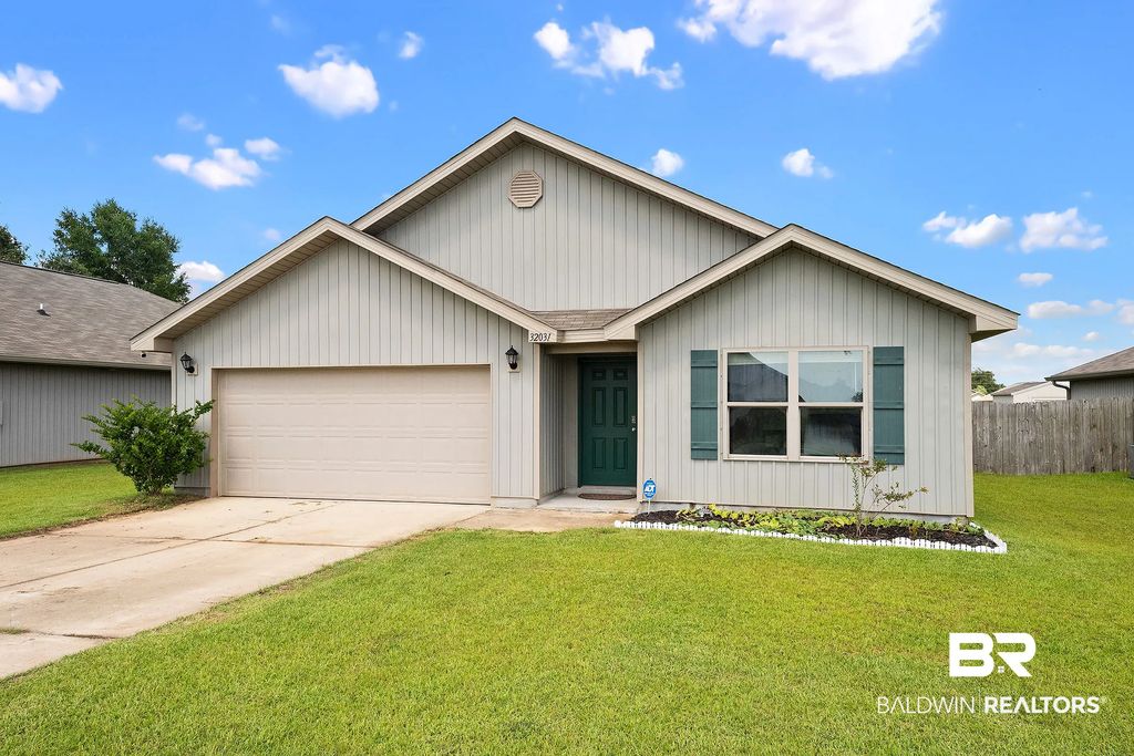 32031 Terranova Loop, Lillian