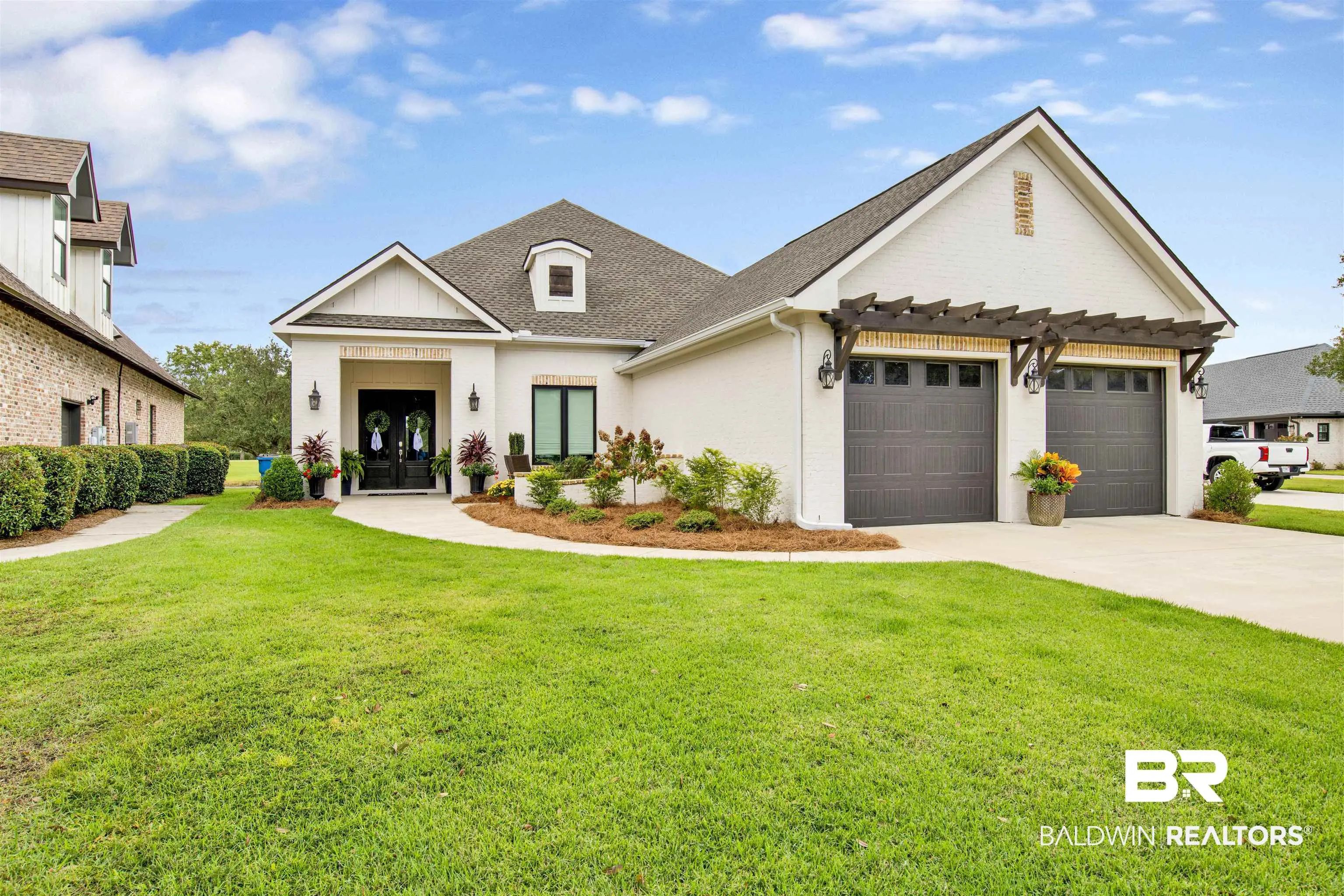 Photo of Listing #386471