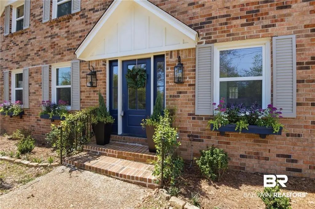 511 N Wacker Lane, Mobile