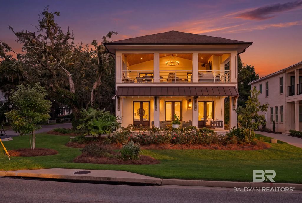 401 S Mobile Street, Fairhope