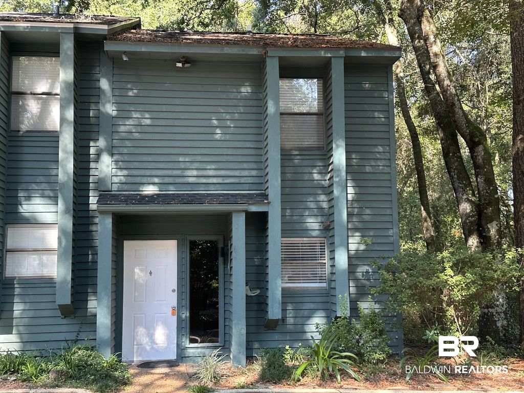 4 Summer Oaks Drive 4, Daphne