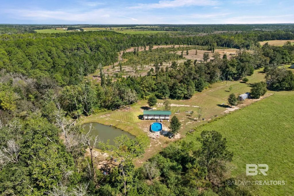 21300 Geronimo Place, Summerdale