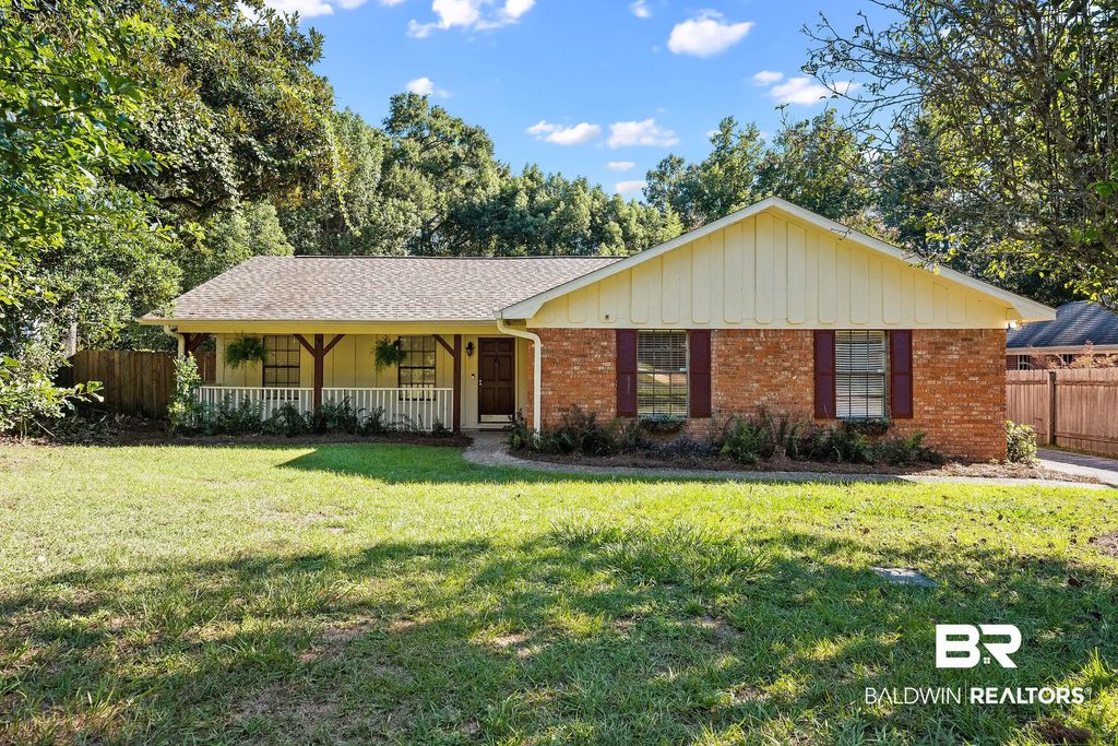 130 Brentwood Drive, Daphne