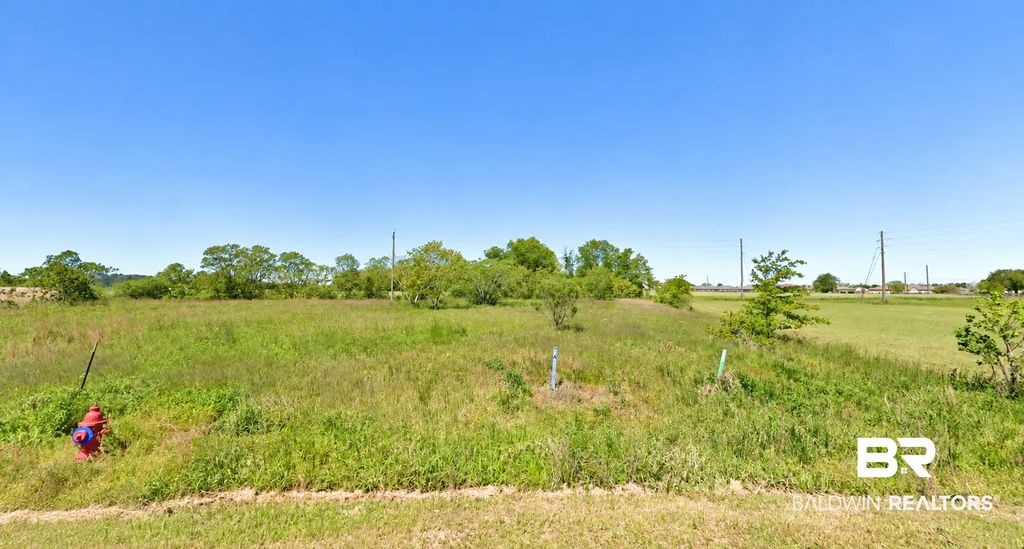 Cardinal Circle 6, Summerdale
