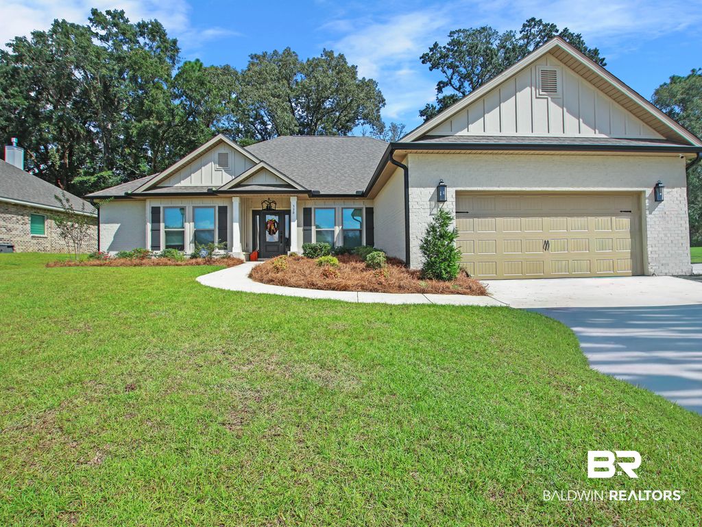 330 Barndling Street, Fairhope