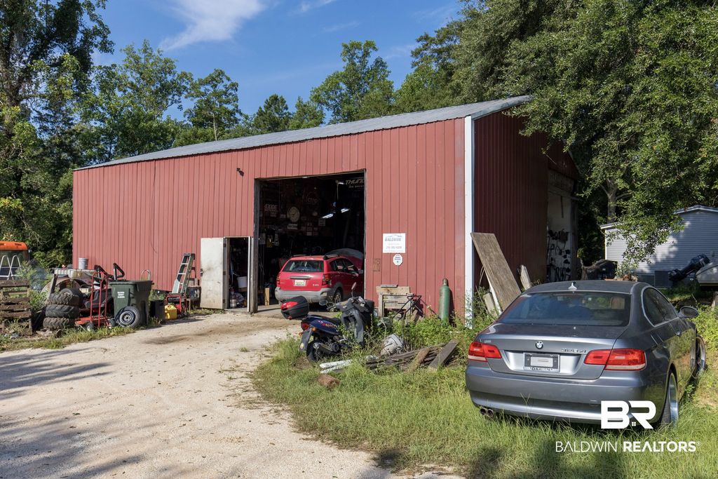 9130 County Road 11, Fairhope