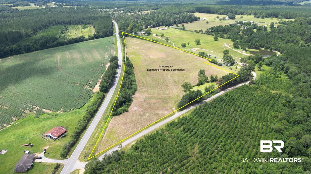 24630 Kimbler Rd, Robertsdale