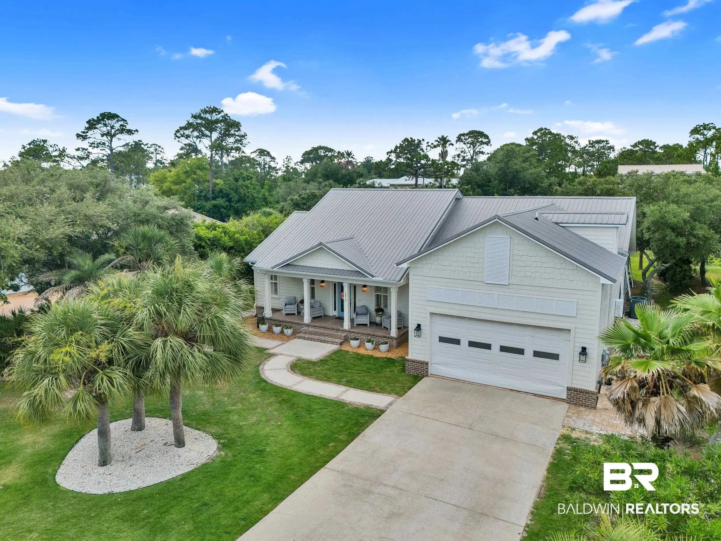 Photo of Listing #389696