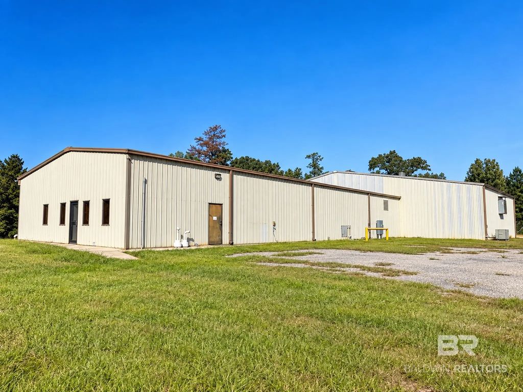 31107 Highway 31, Brewton