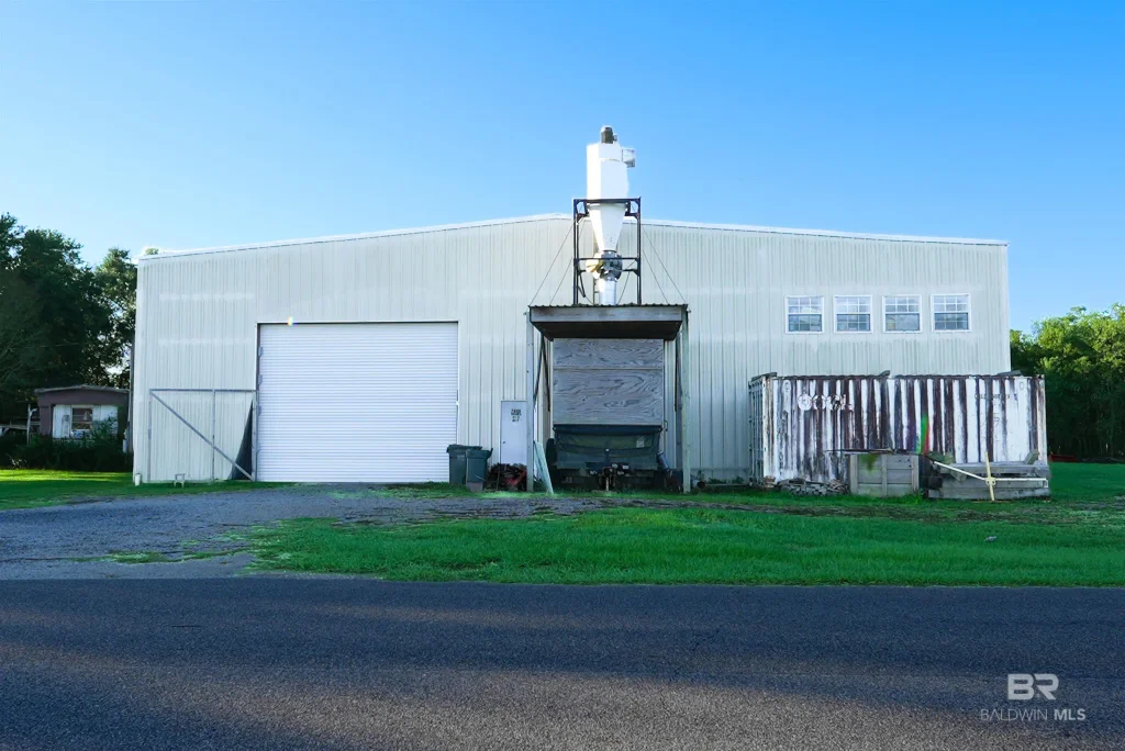 7800 County Road 24, Fairhope