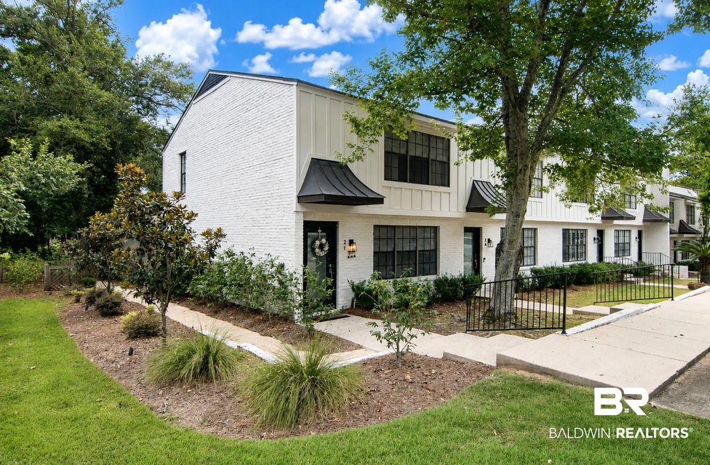 314 Gayfer Court Apt 21, Fairhope