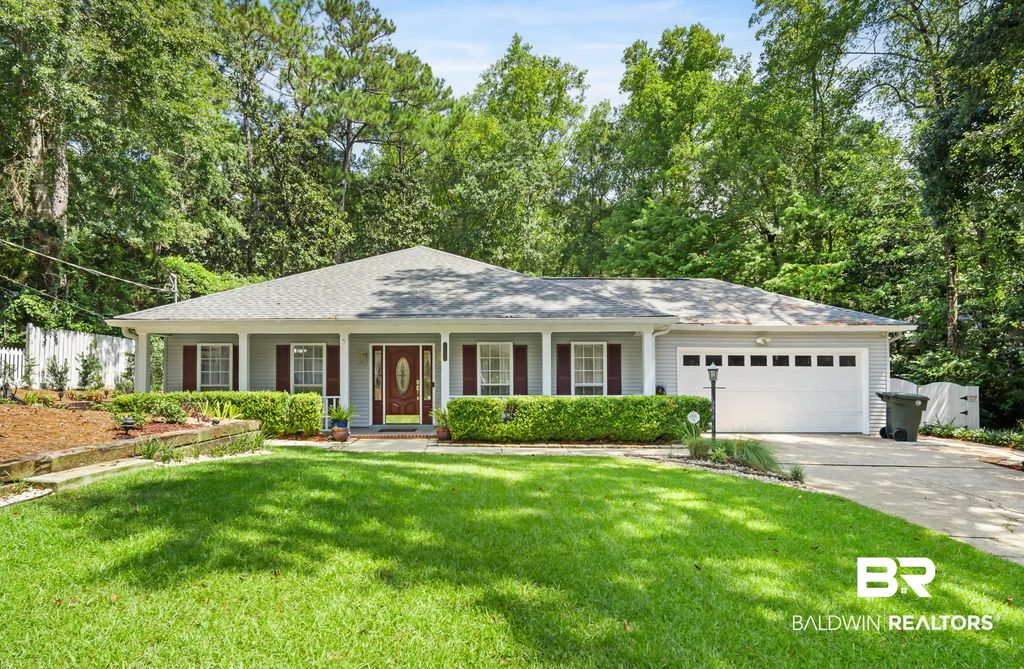 111 Lakeview Loop, Daphne