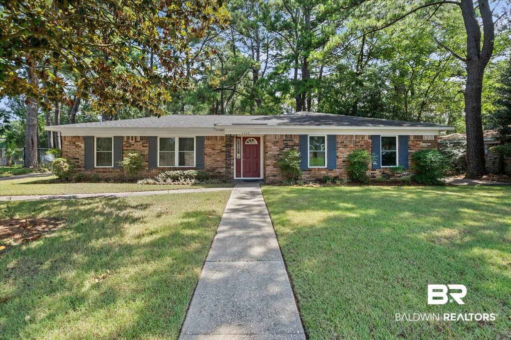 4405 Birchwood Drive, Mobile