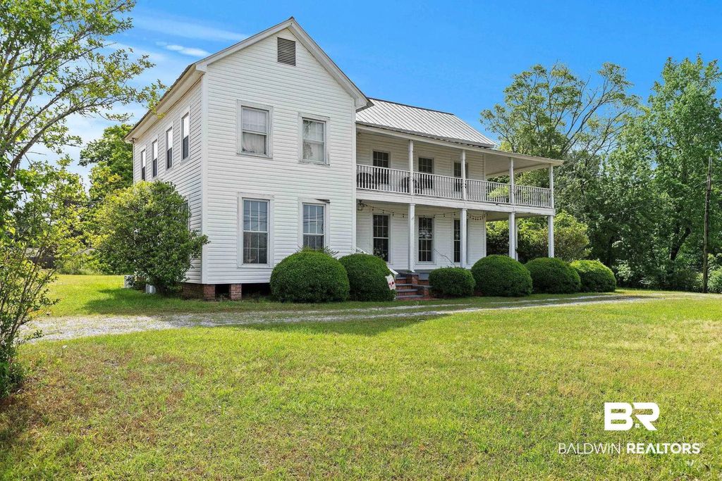 2412 College Avenue, Jackson